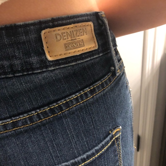 Size 6 Levi skinny blue jeans - Picture 4 of 4